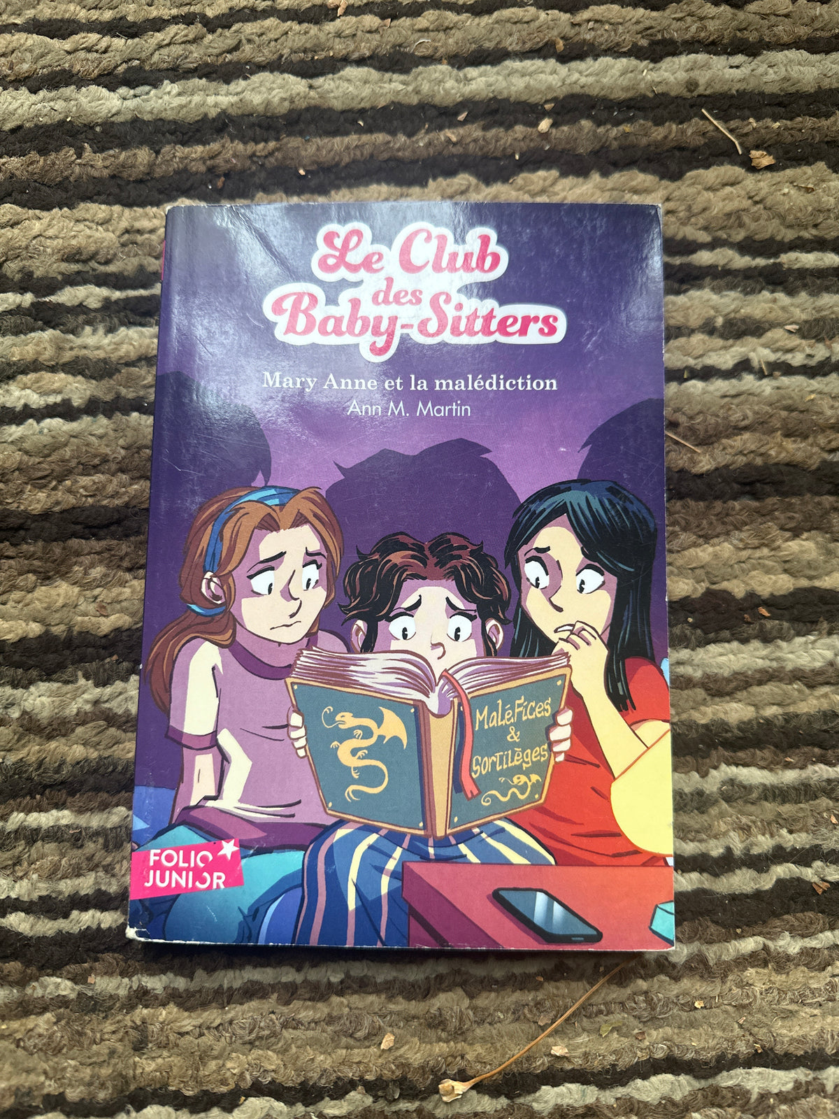 Le club des Baby-Sitters Mary Anne et la malediction