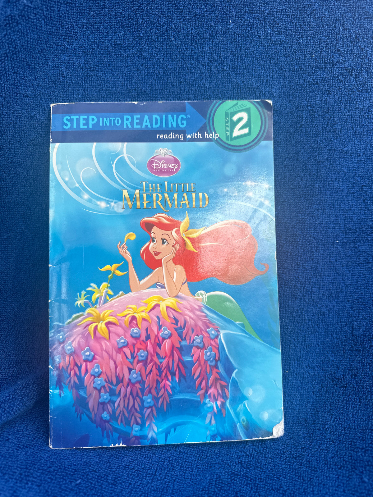 The Little Mermaid (step into reading Level 2)