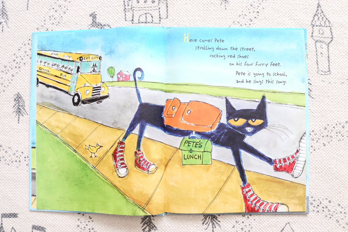 Pete the Cat Rocking in my school Shoes