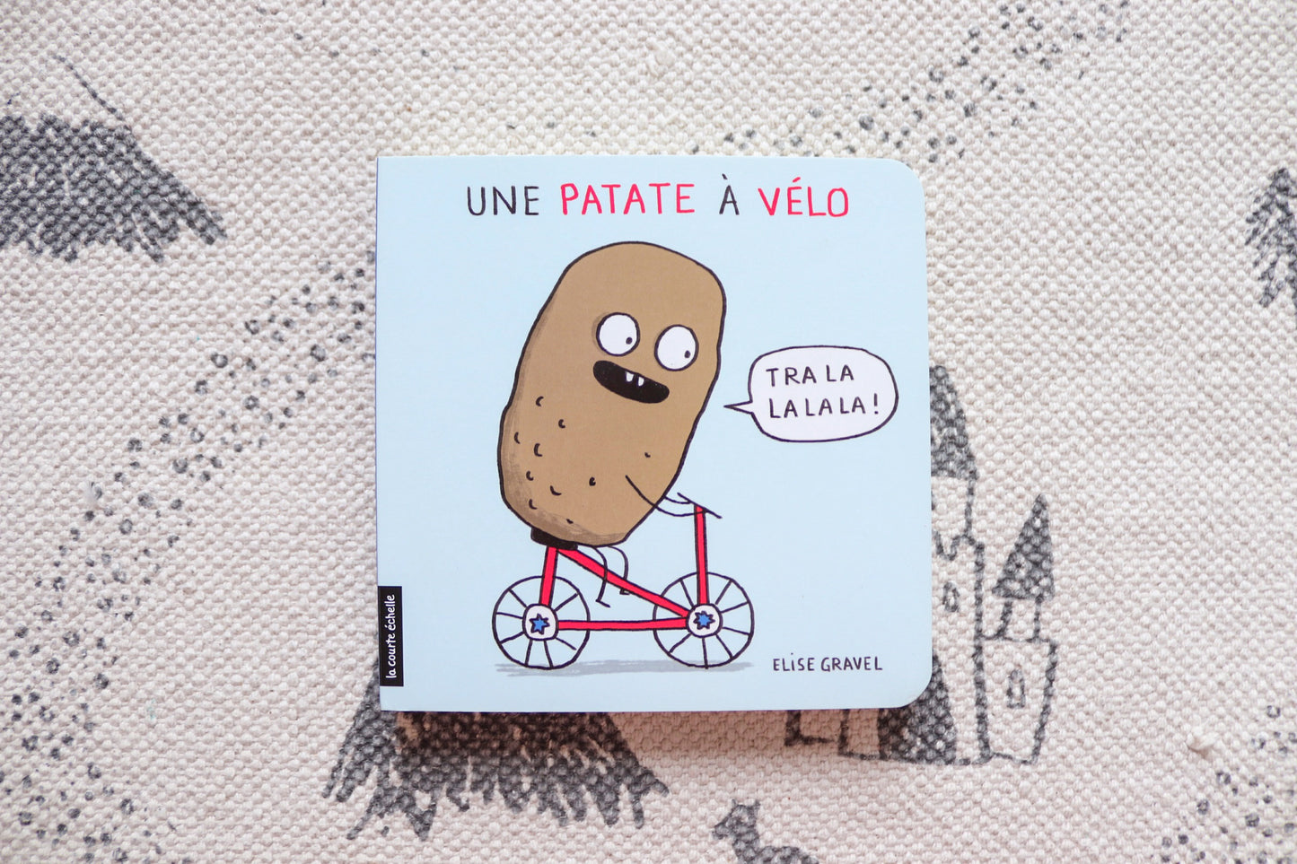 Une patate à vélo