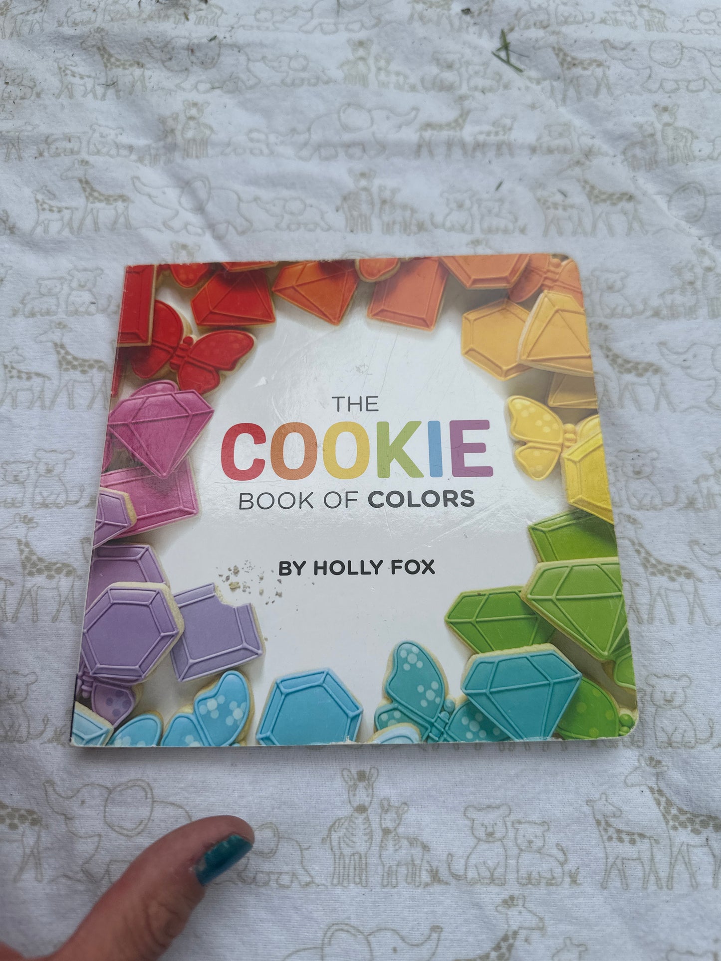 The Cookie Book of Colours by Holly Fox