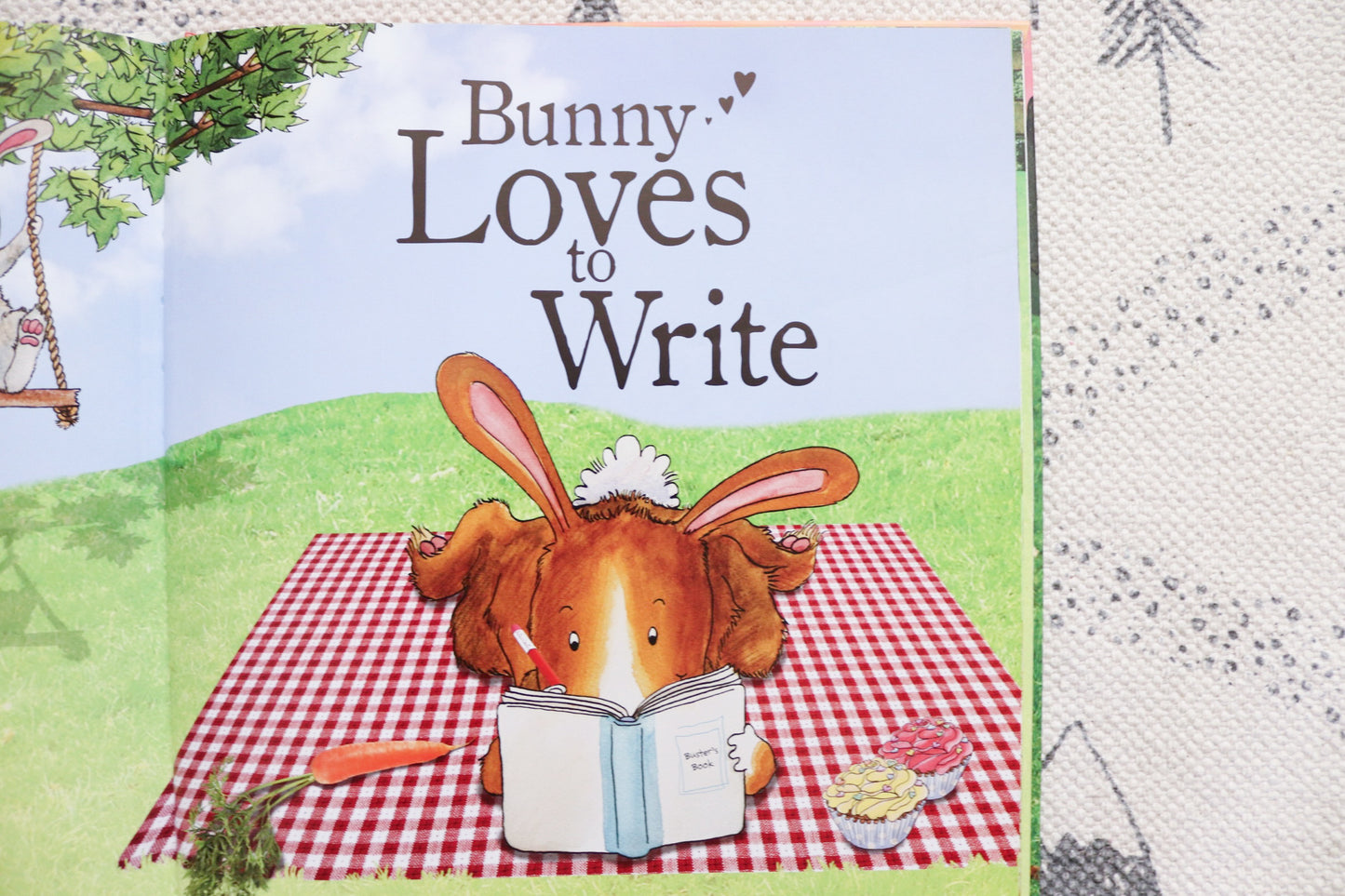 Bunny loves to write