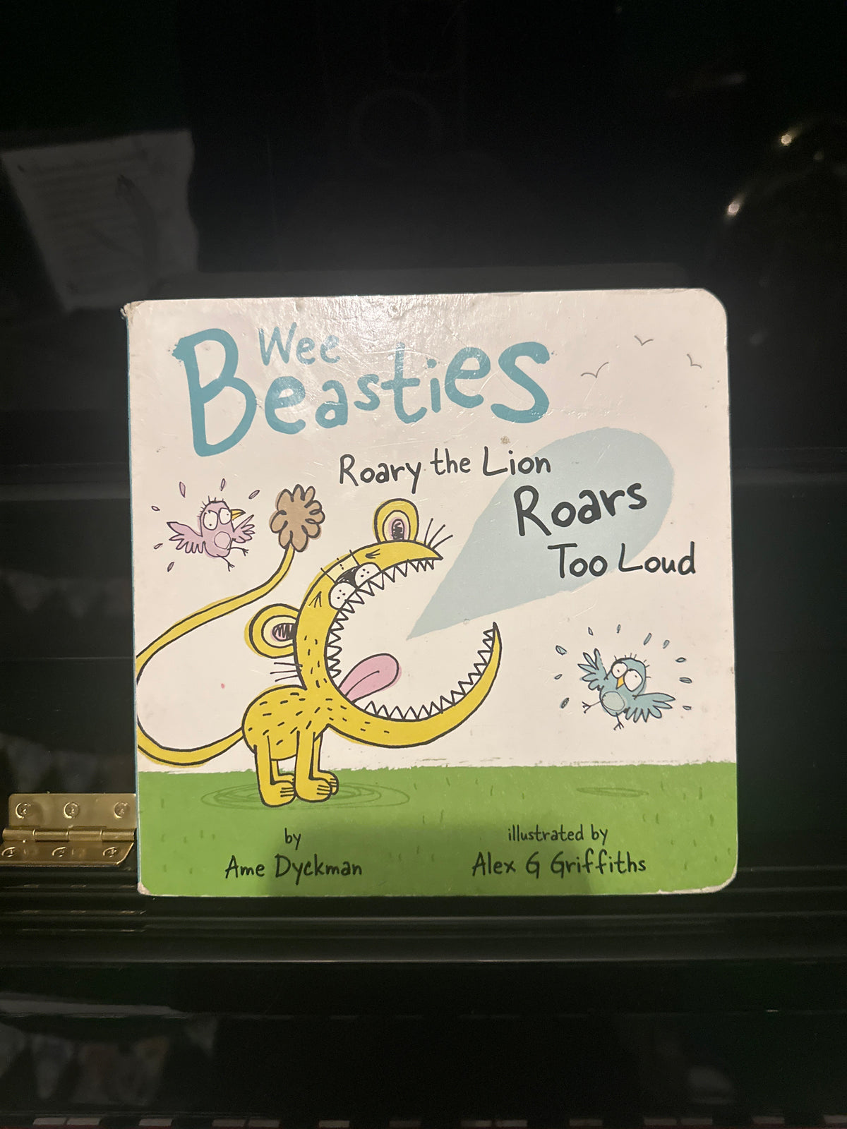 Wee Beasties Roary the Lion Roars Too Loud