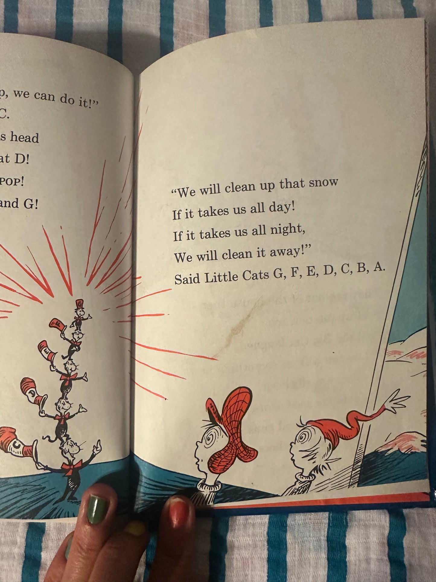 The Cat in the Hat comes back! Dr. Seuss