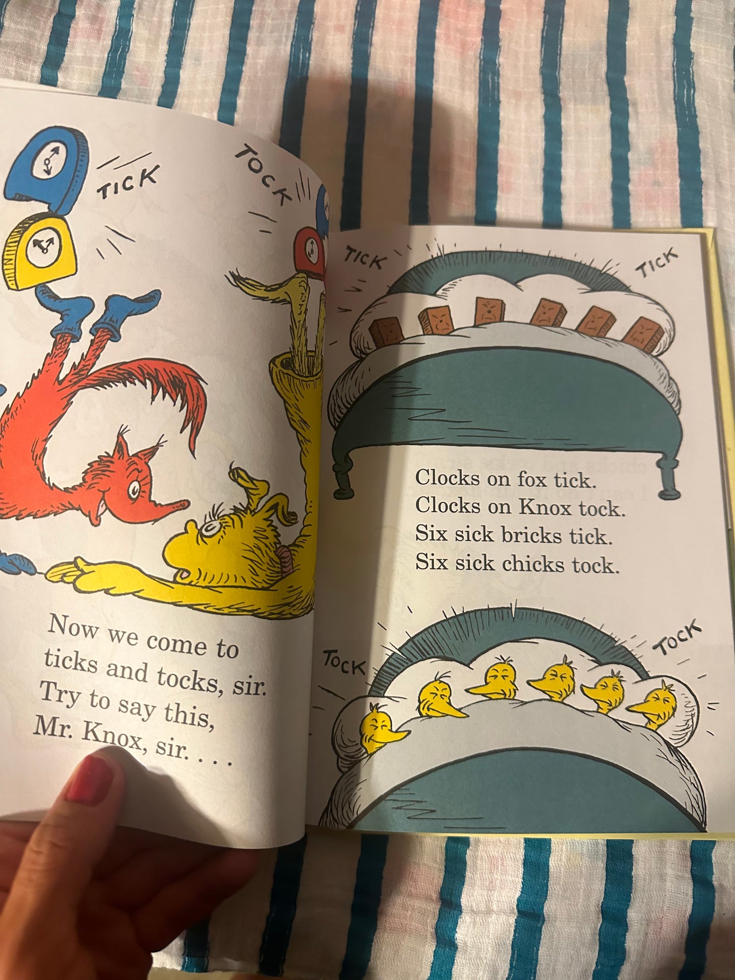 Fox in Socks 🦊🧦 Dr Seuss